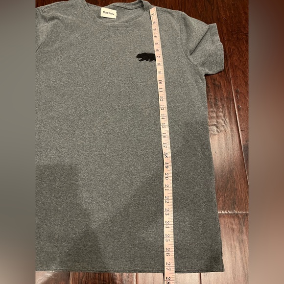 Taylor Stitch The Heavy Bag Tee - Bear Logo  in Grey Size 42 - Picture 6 of 7